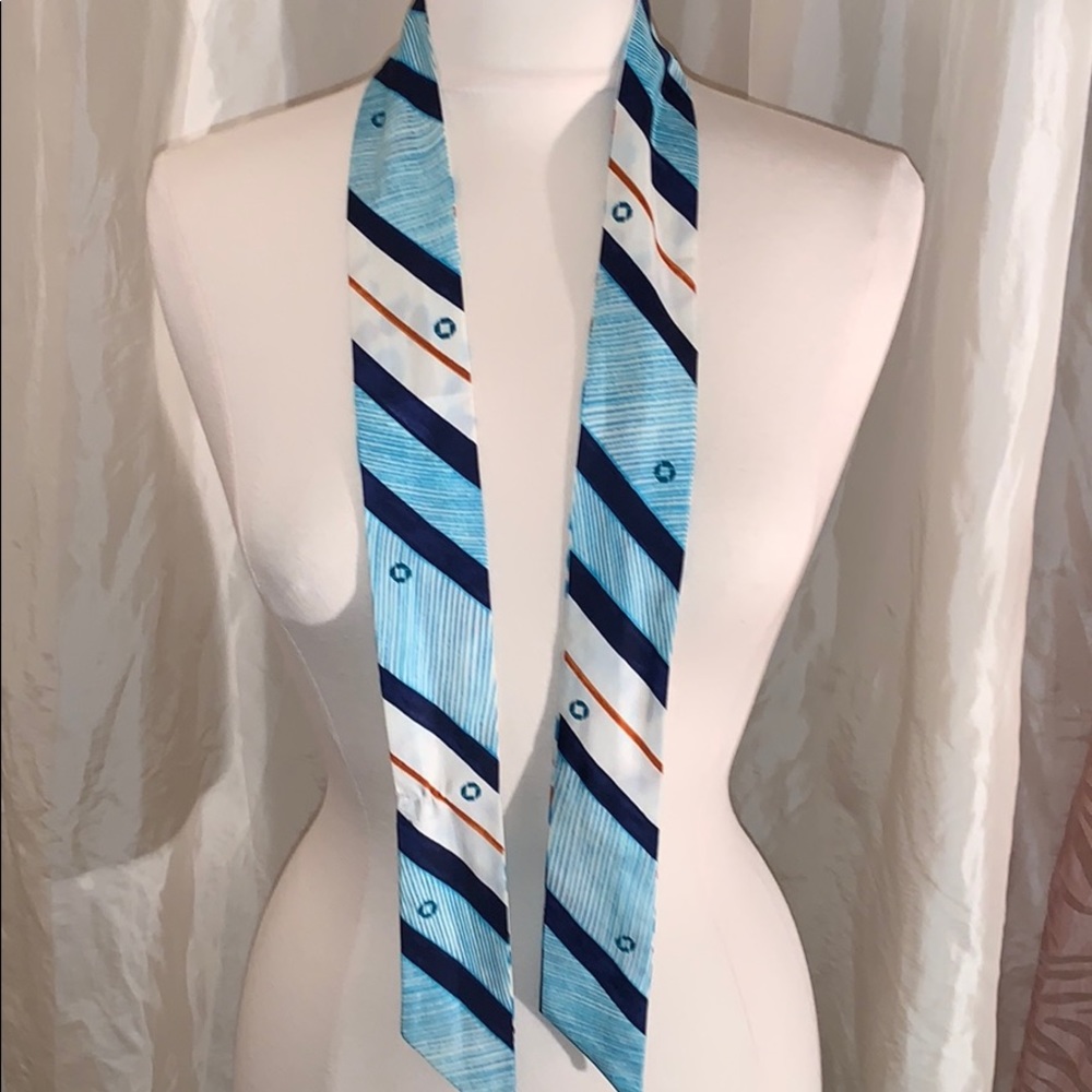 Chase Bank tie
